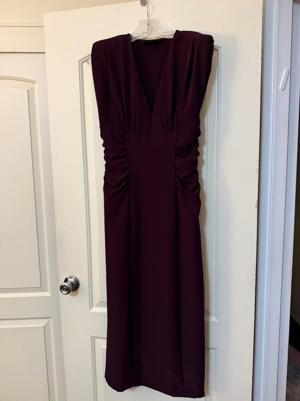 Zara Sleeveless V-Neck Midi Dress in Deep Plum